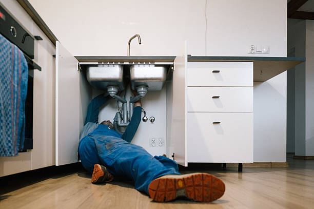 Professional Pipe Repair technician working in Lucerne, IN